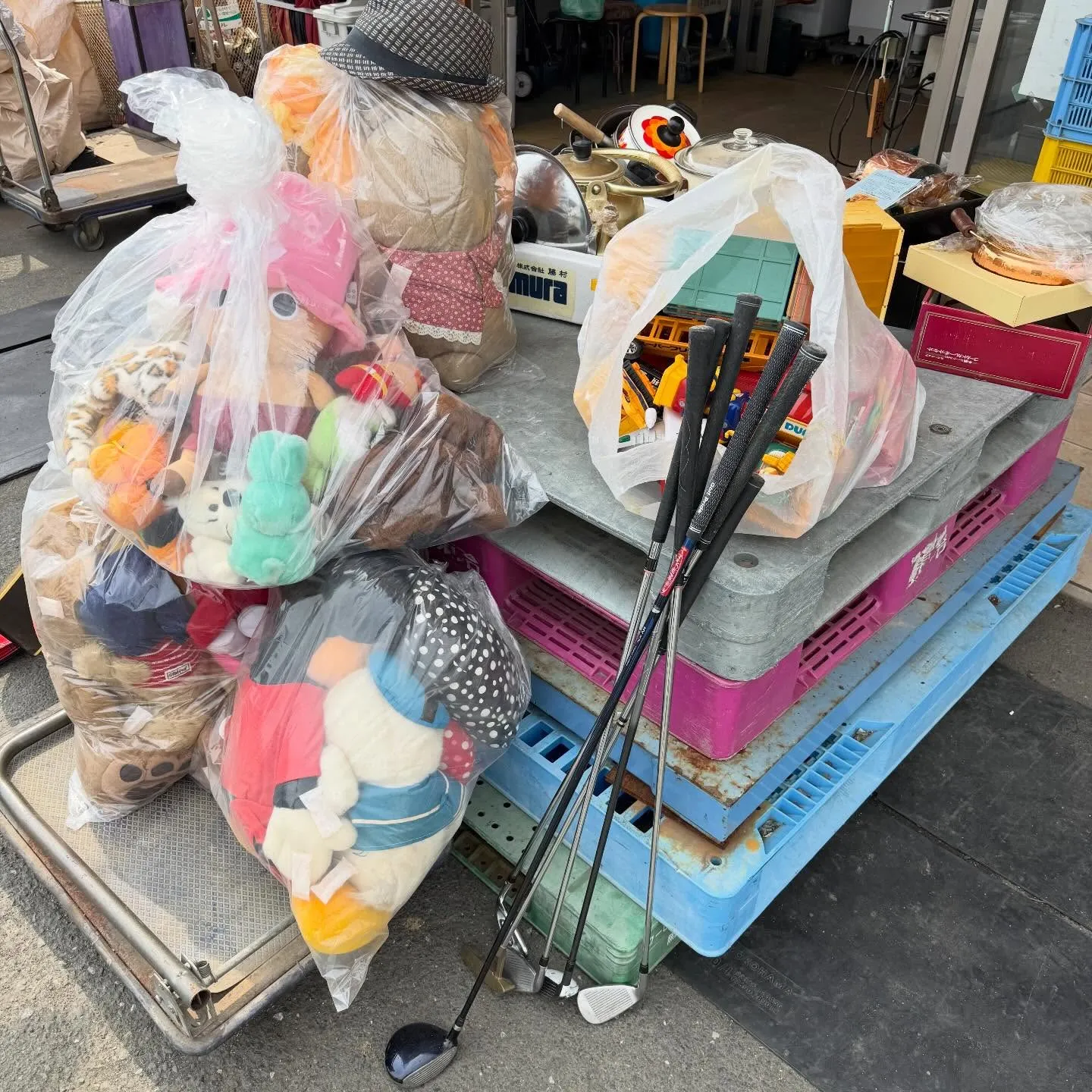 ポンコツ屋にお持ち込みありがとうございます!🎉ギター、ゴルフ...