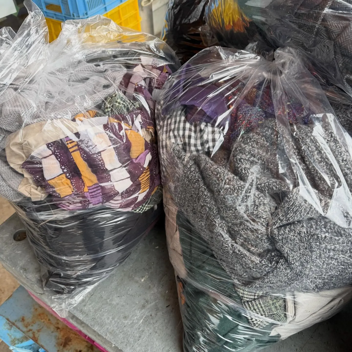 ポンコツ屋にお越しいただき、ありがとうございます!今日は服の...