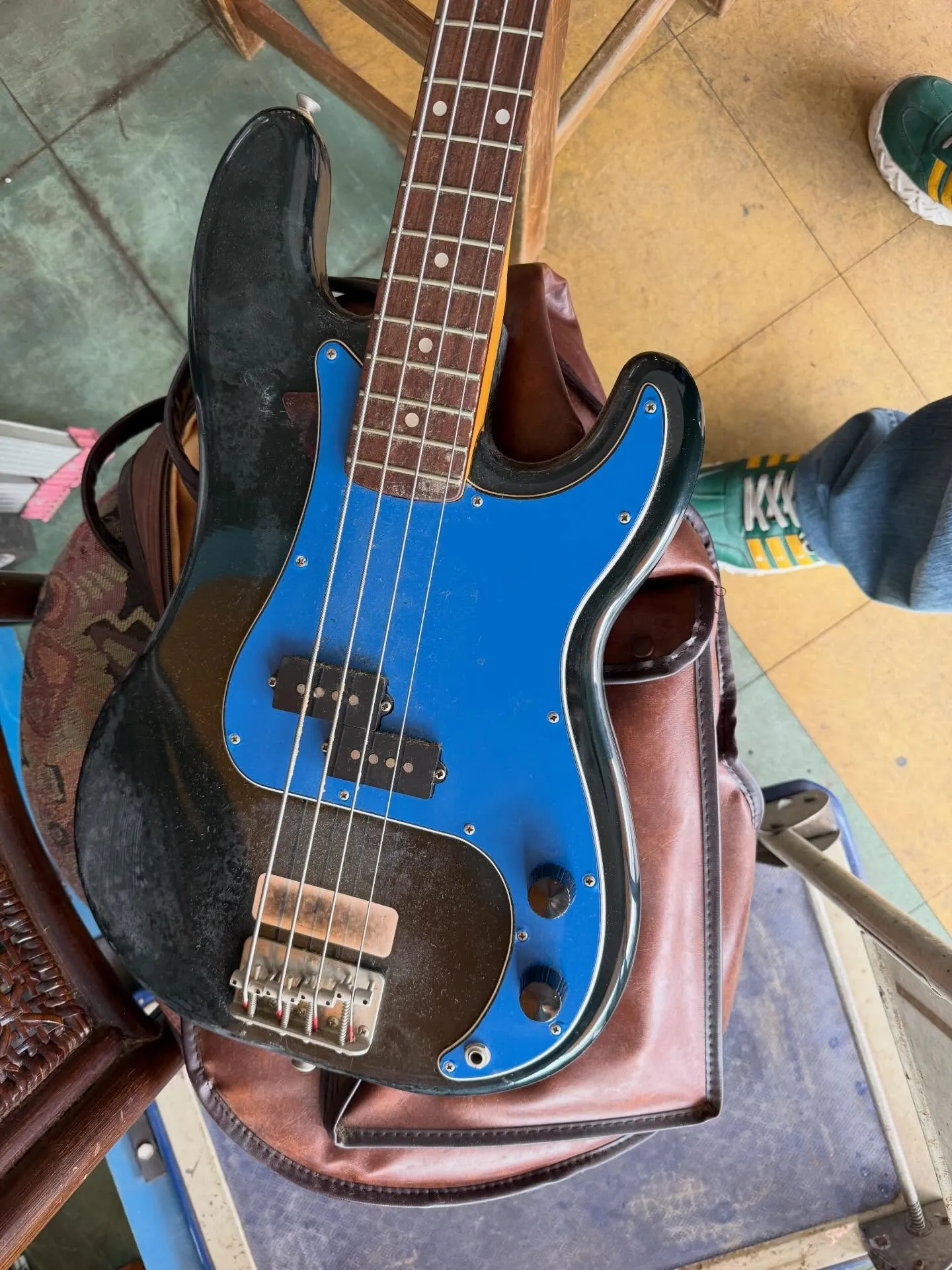 ポンコツ屋のご利用ありがとうございます!🎸今回は特にギターや...