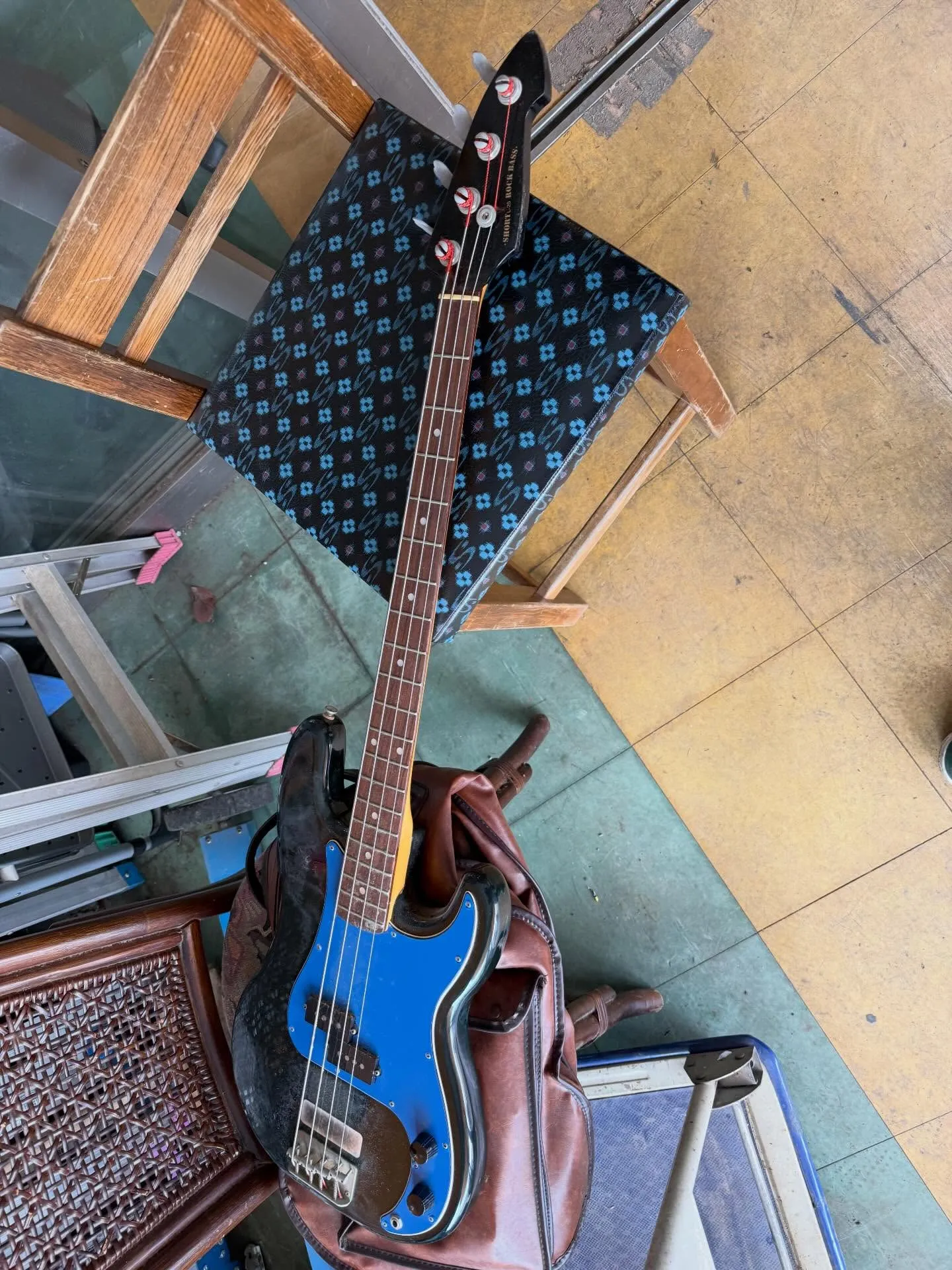 ポンコツ屋のご利用ありがとうございます!🎸今回は特にギターや...